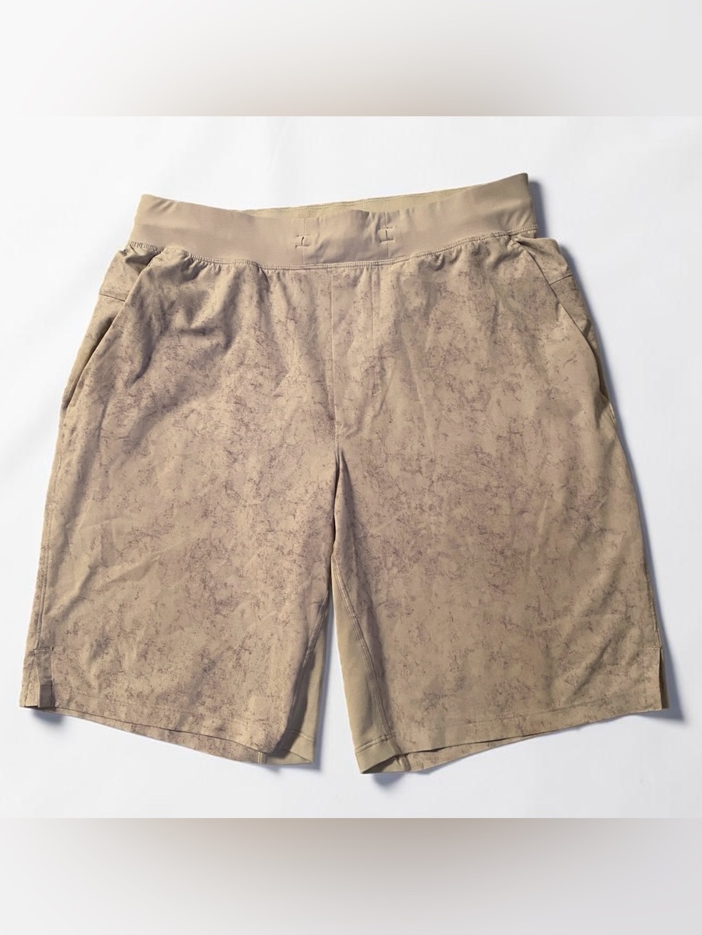 Lululemon Men's Athletic Performance Shorts in Gray Marble, Elastic Waist - Picture 1 of 7